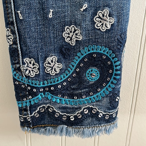 Brand- .laugiseD  size 28  💎 jeweled front button embellished pockets/ & bottom - Picture 10 of 13